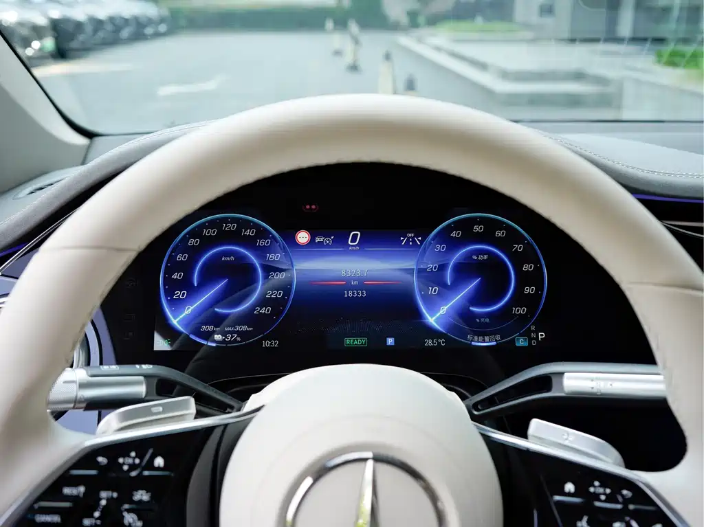 Mercedes-Benz EQS — миниатюра 9