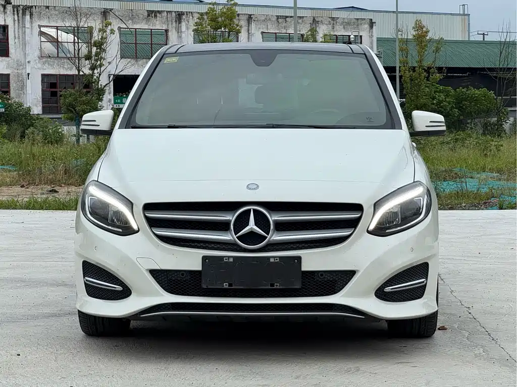 Mercedes-Benz B-Class — миниатюра 2