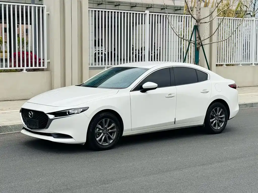 MAZDA 3 ANGKESAILA