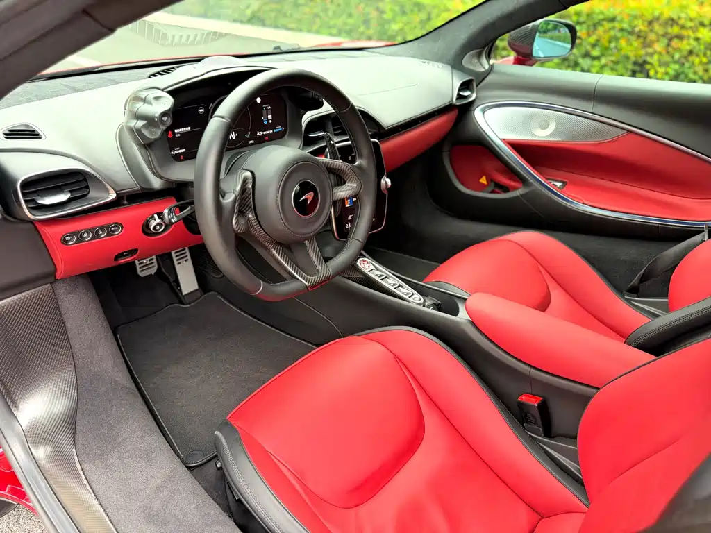 McLaren Artura — миниатюра 13