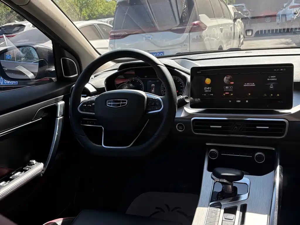Geely Binyue — миниатюра 9