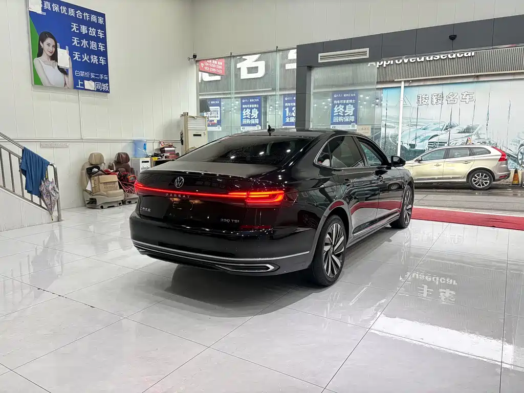 Volkswagen Passat 2023 330TSI Elite