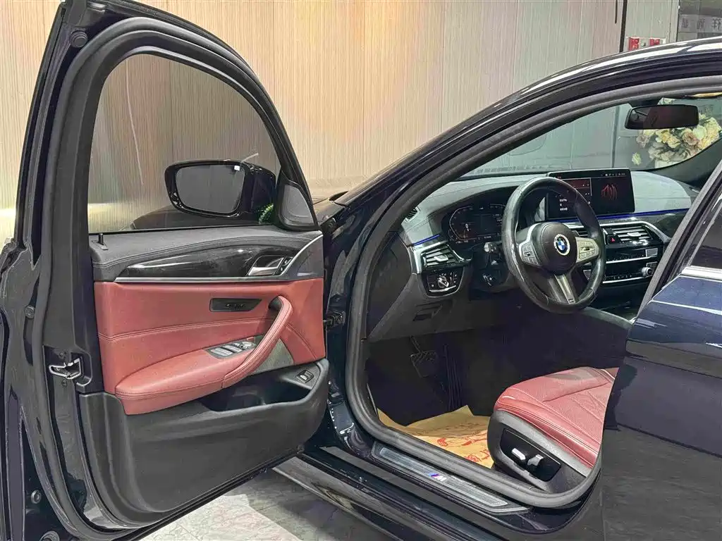 BMW 5 Series 5 2022 525Li M Sport