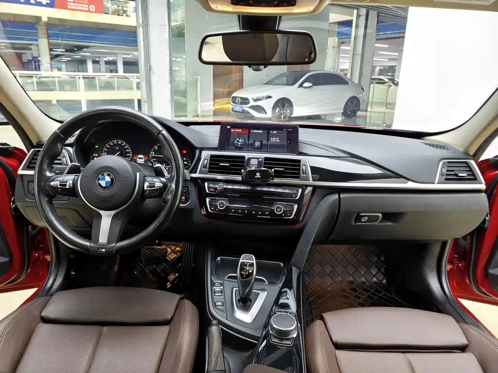 BMW 3 Series — миниатюра 9