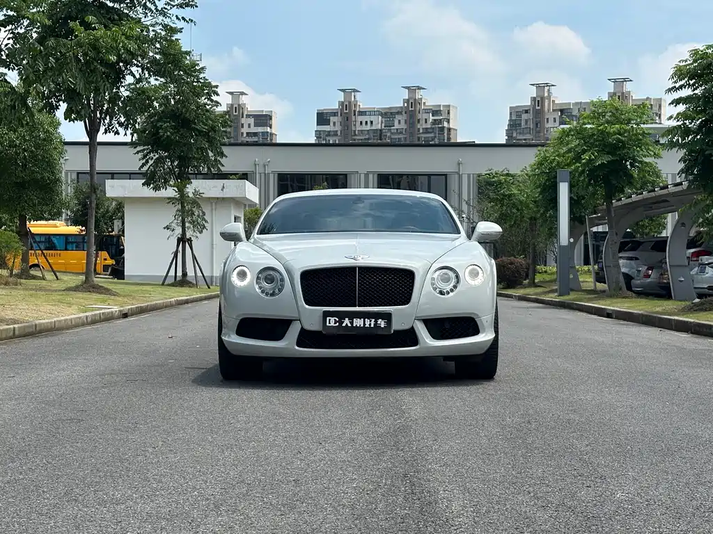 Bentley Continental 6.0T GT Speed, фото 2