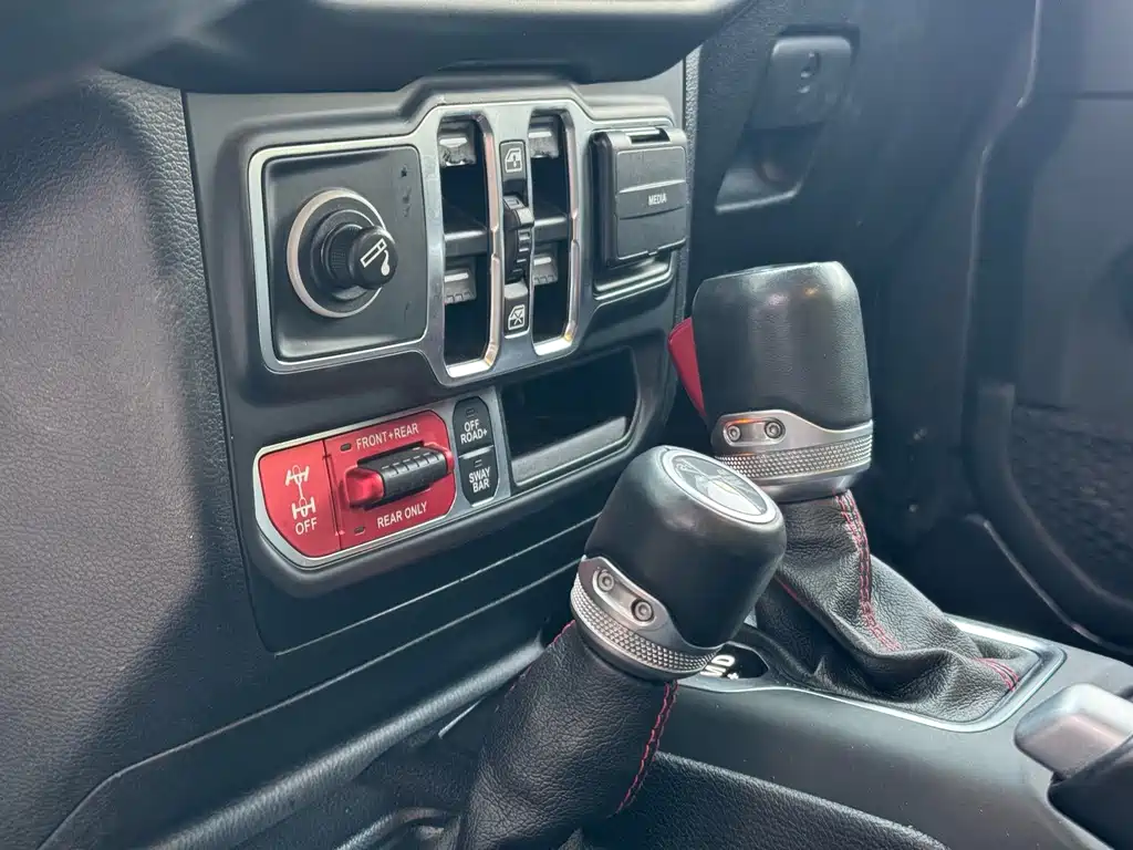 Jeep Wrangler — миниатюра 15