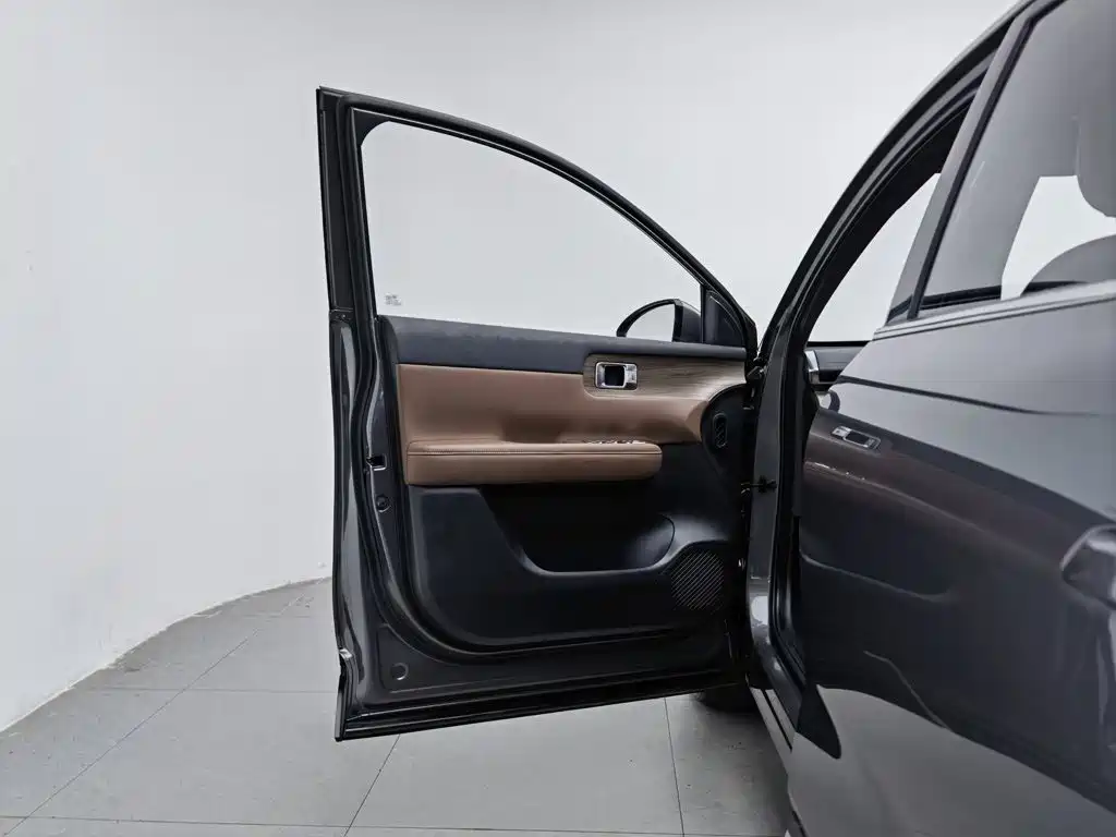 Wuling Xingguang S — миниатюра 8