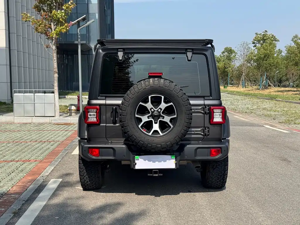 Jeep Wrangler — миниатюра 5