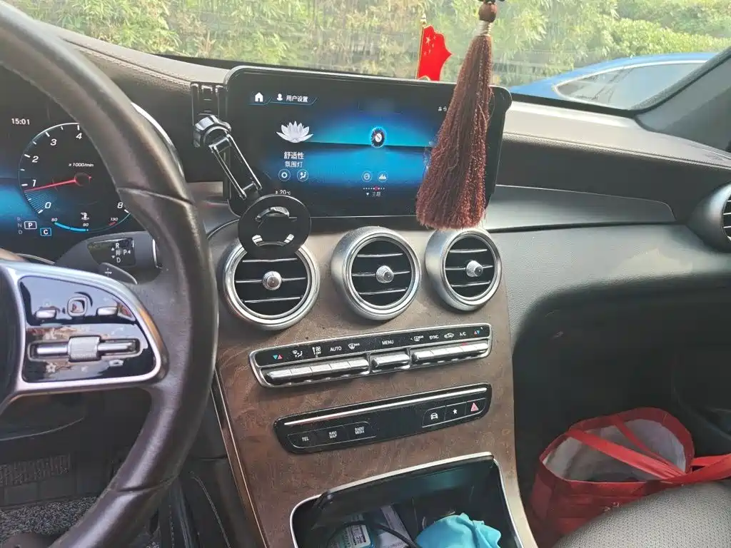 Mercedes-Benz GLC — миниатюра 6
