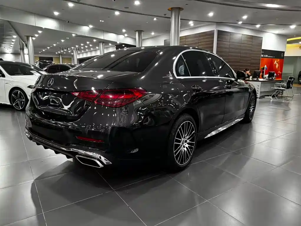 Mercedes-Benz C-Class — миниатюра 5