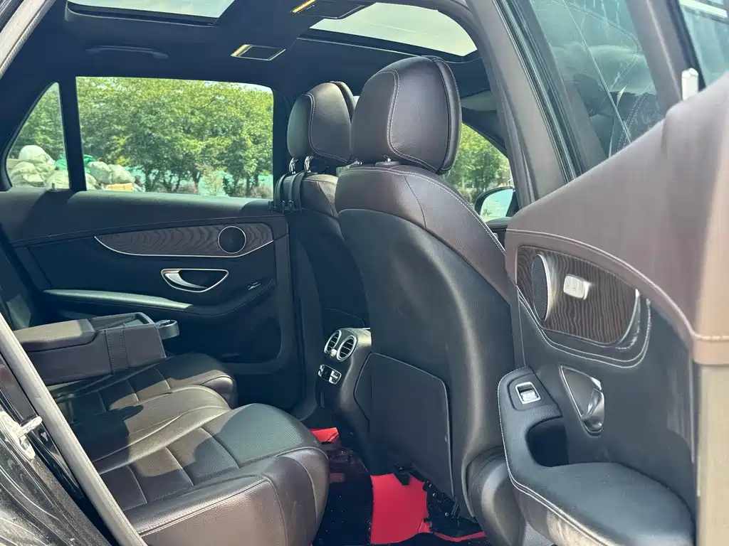 Mercedes-Benz GLC — миниатюра 14