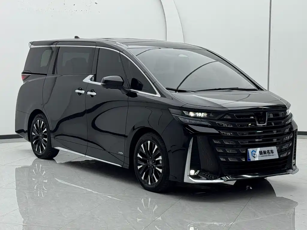 Toyota Vellfire — миниатюра 3