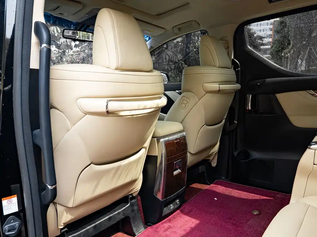 Toyota Alphard 2015 3.5L Luxury