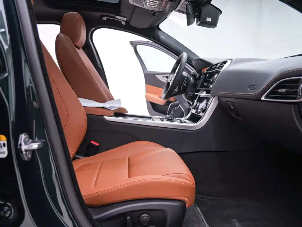 Jaguar XEL — миниатюра 24