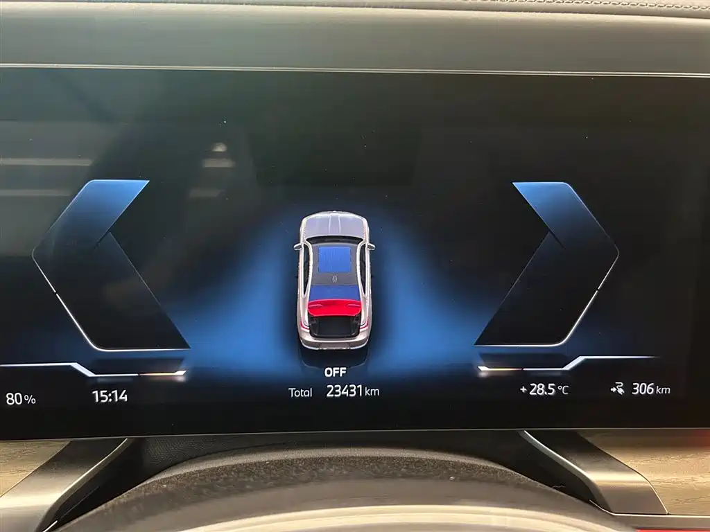 BMW i7 — миниатюра 9