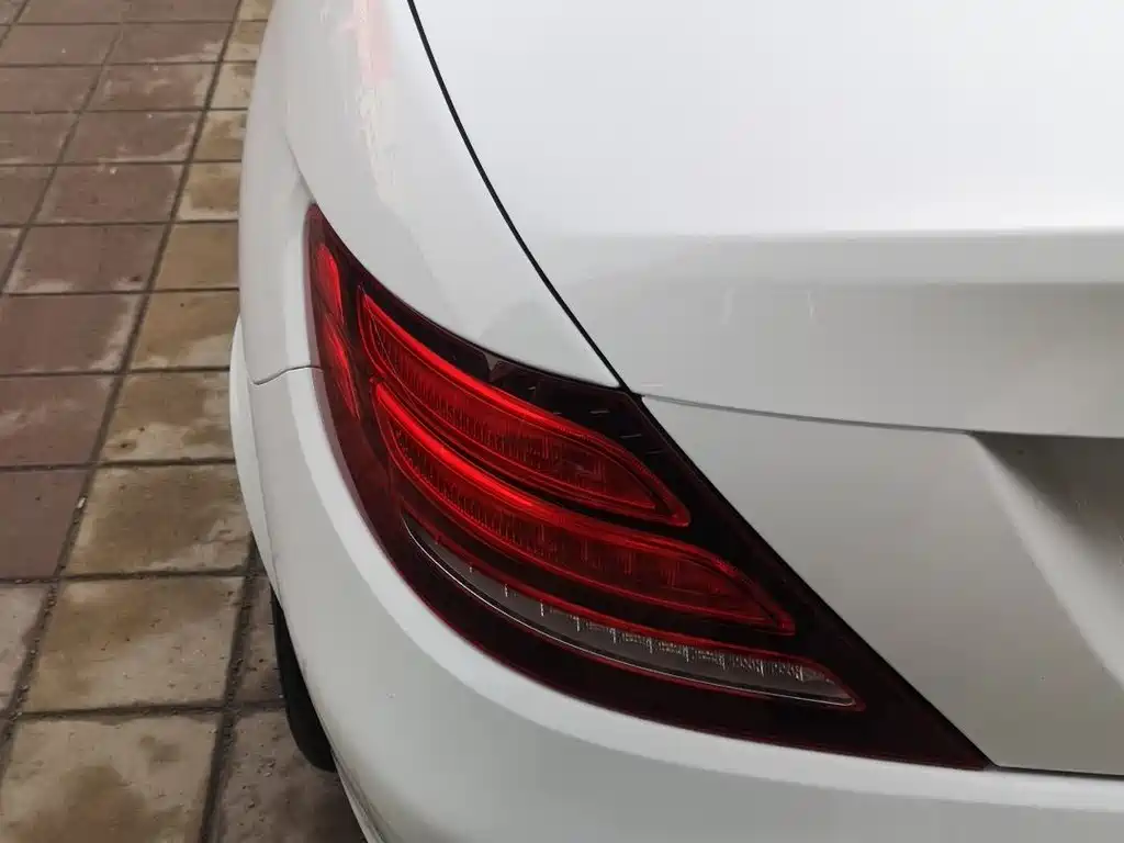 Mercedes-Benz SLC 2016 SLC 200