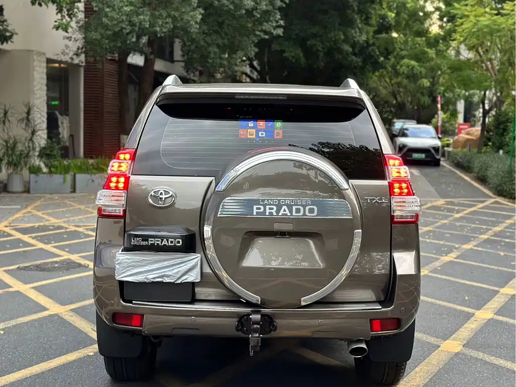 Toyota Prado (Import) — миниатюра 5