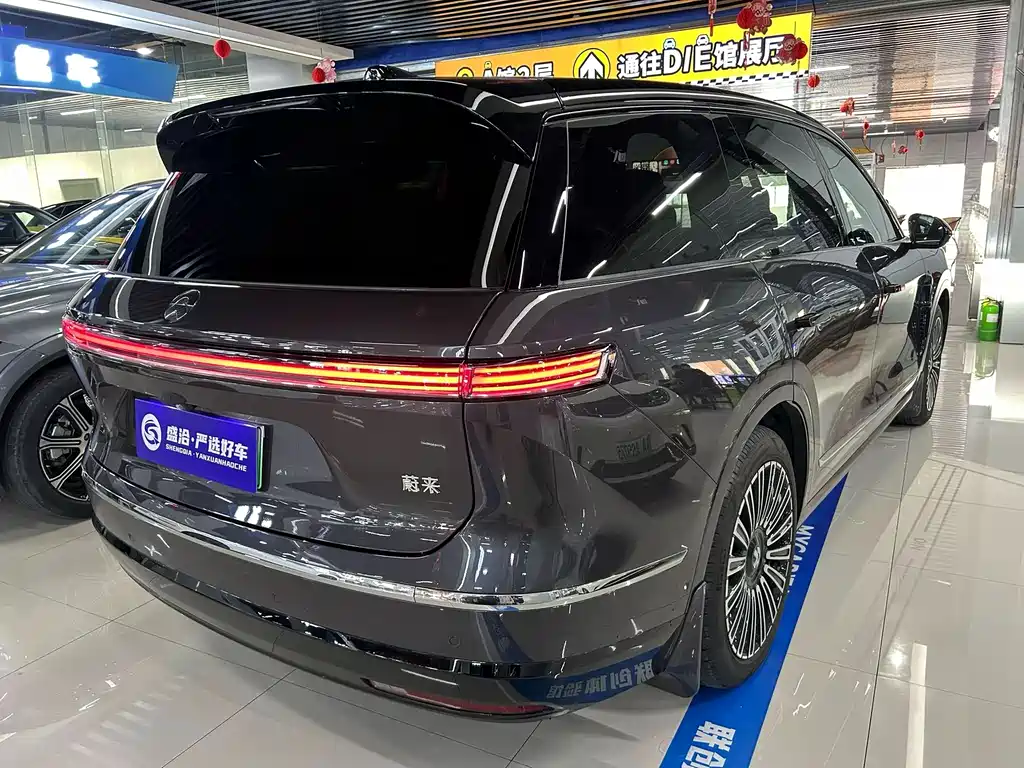 NIO ES8 2026 мест Executive Luxury