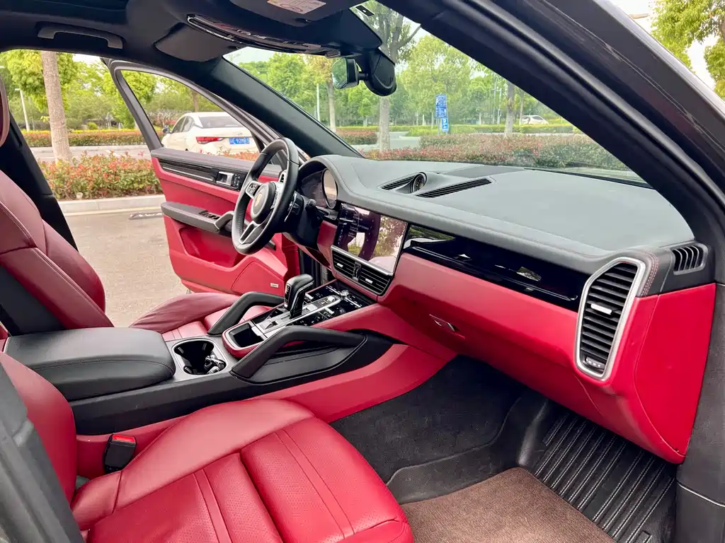 Porsche Cayenne 2019 Cayenne 3.0T