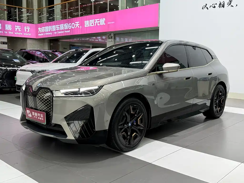 BMW 宝马iX M60 2024