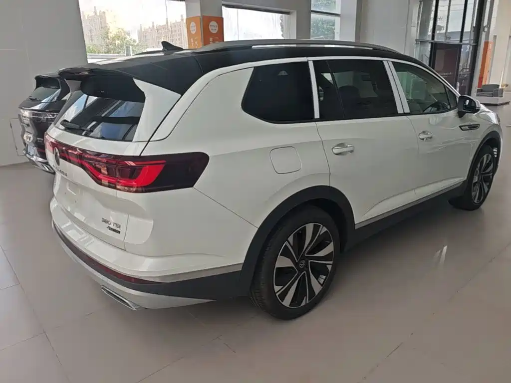 Volkswagen Talagon — миниатюра 7