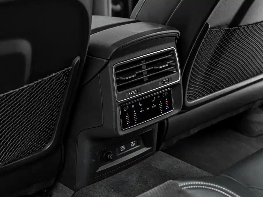 Audi Q8 — миниатюра 29