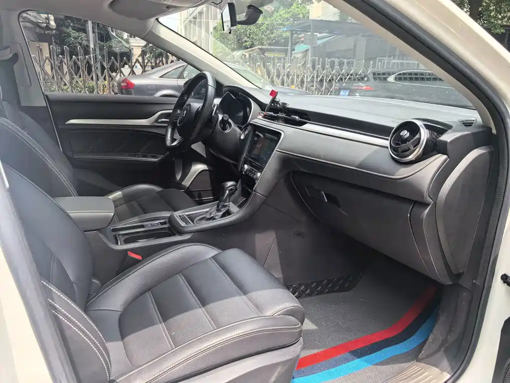 MG MG6 — миниатюра 13