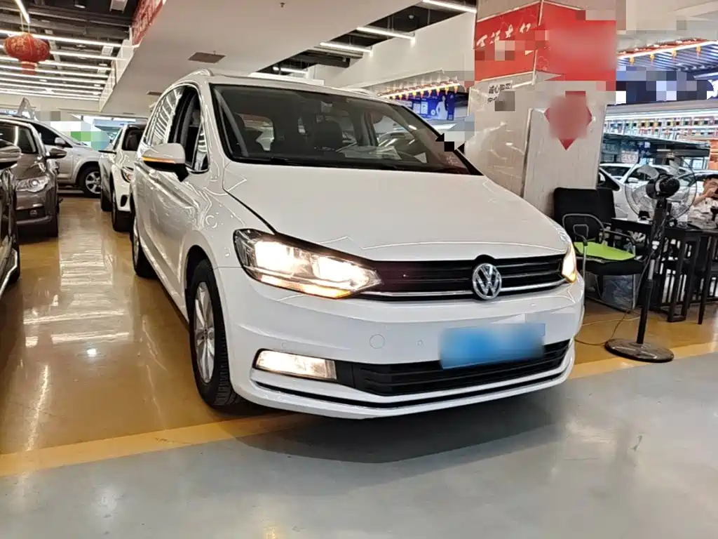 Volkswagen Touran — миниатюра 22