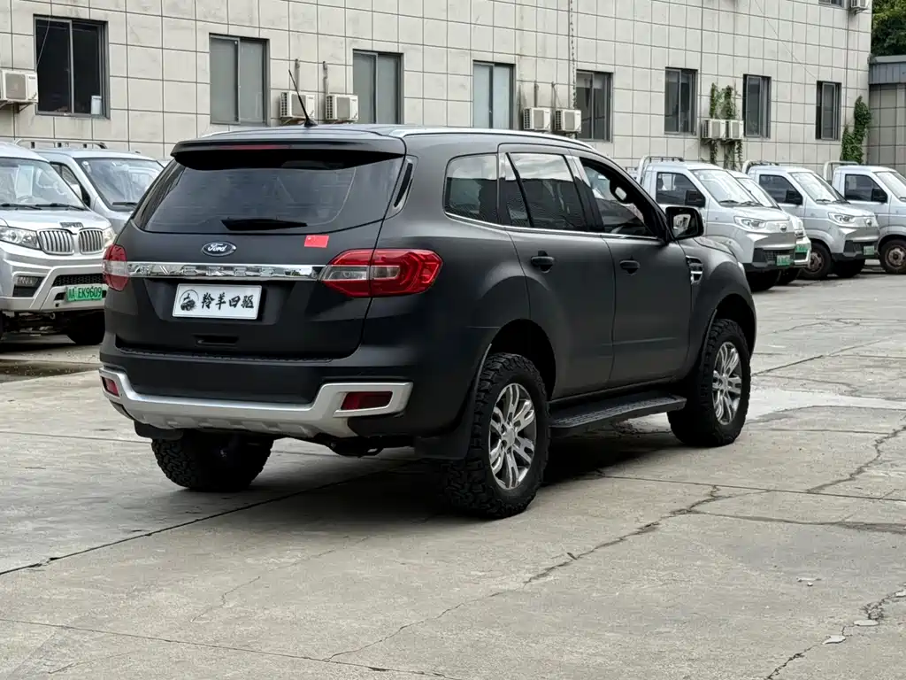 Ford Everest — миниатюра 13