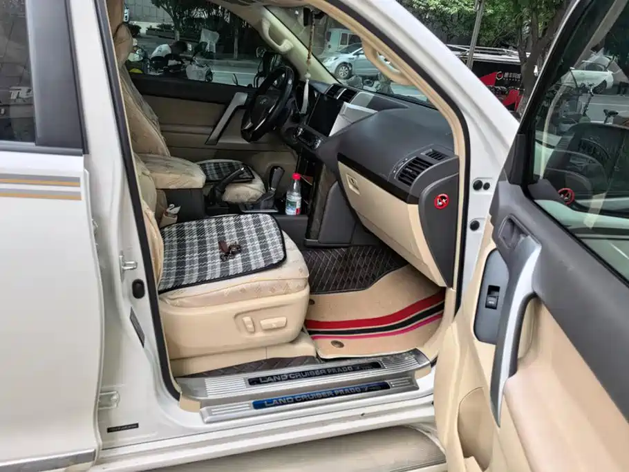 Toyota Prado (Import) — миниатюра 8