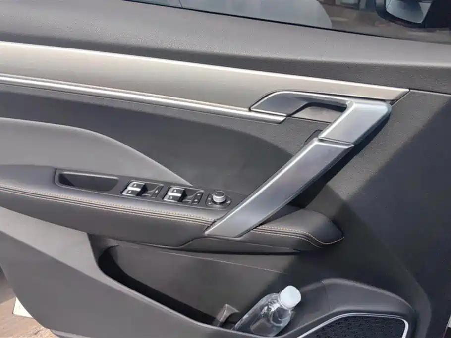 GEELY AUTOMOBILE BINYUE