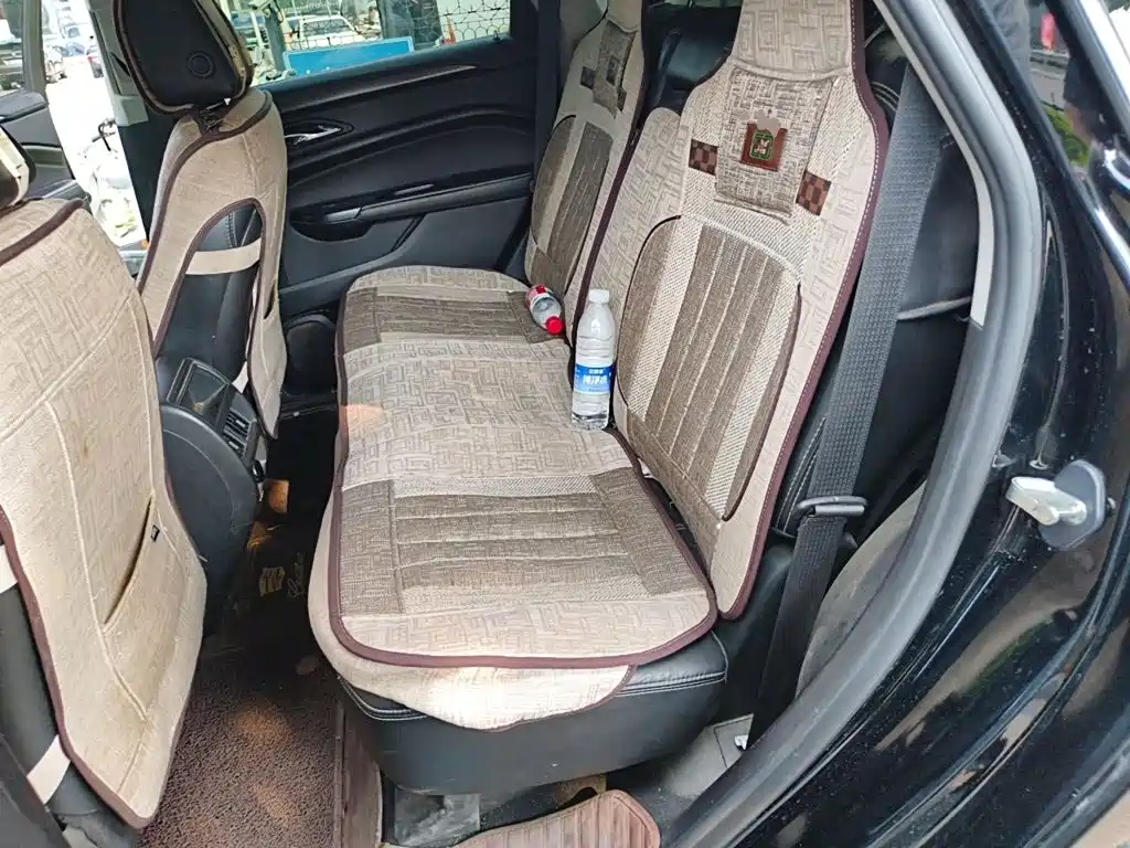 Cadillac SRX — миниатюра 13