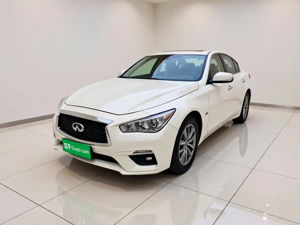 Infiniti Q50L