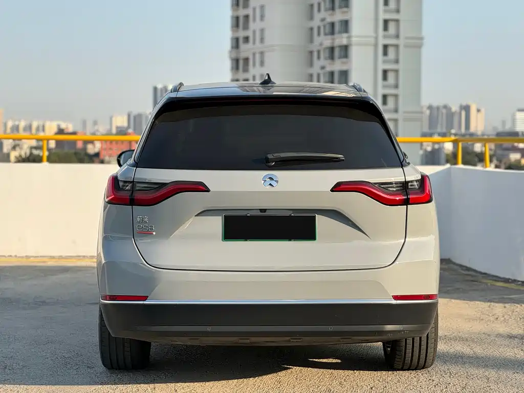 NIO NIO ES8