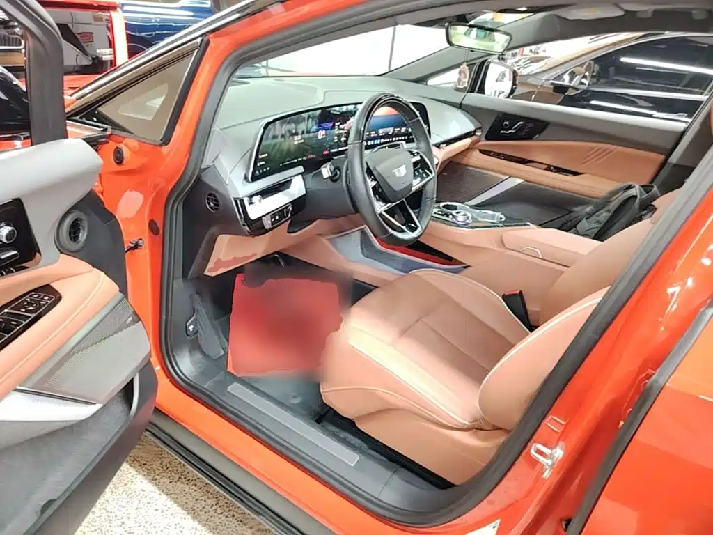 Cadillac IQ — миниатюра 16