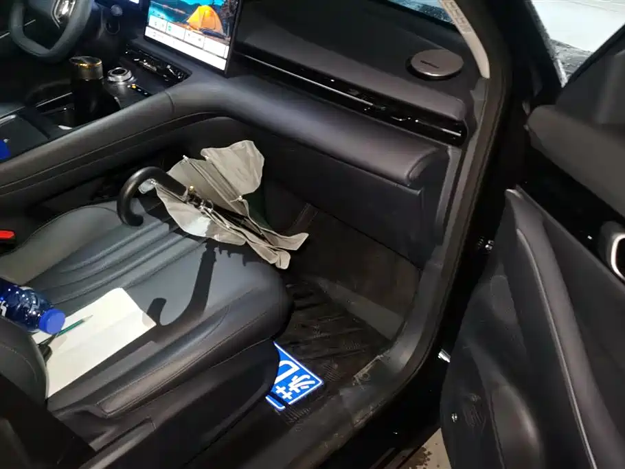 GEELY GALAXY GALAXY E5