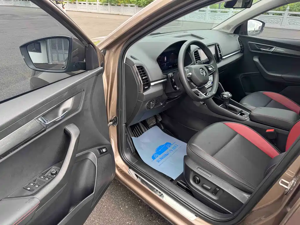 Skoda Karoq — миниатюра 7