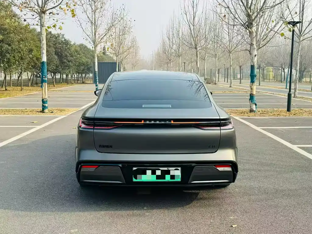 GEELY GALAXY GALAXY E8