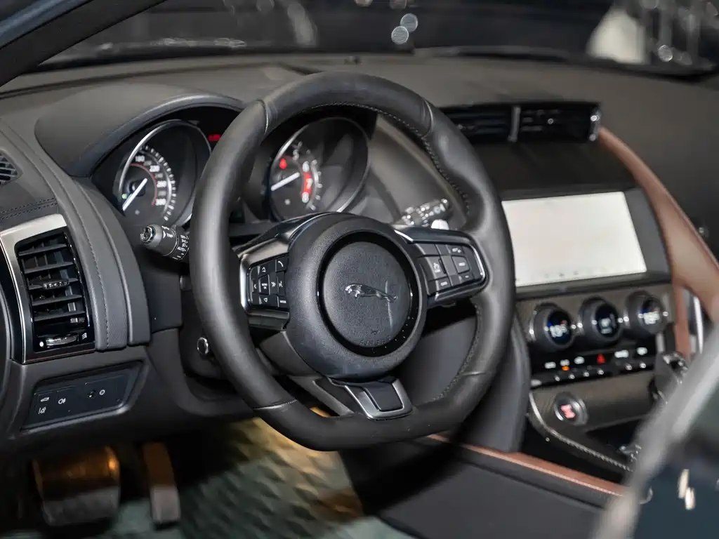 Jaguar F-TYPE
