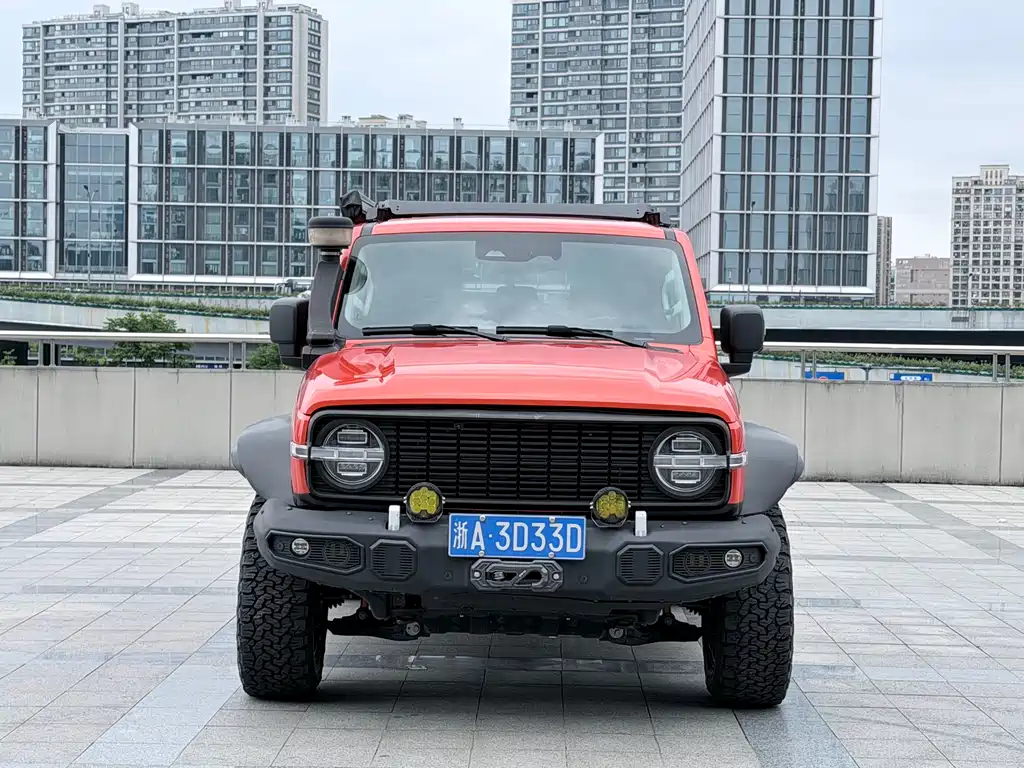 Купить Tank Tank 300