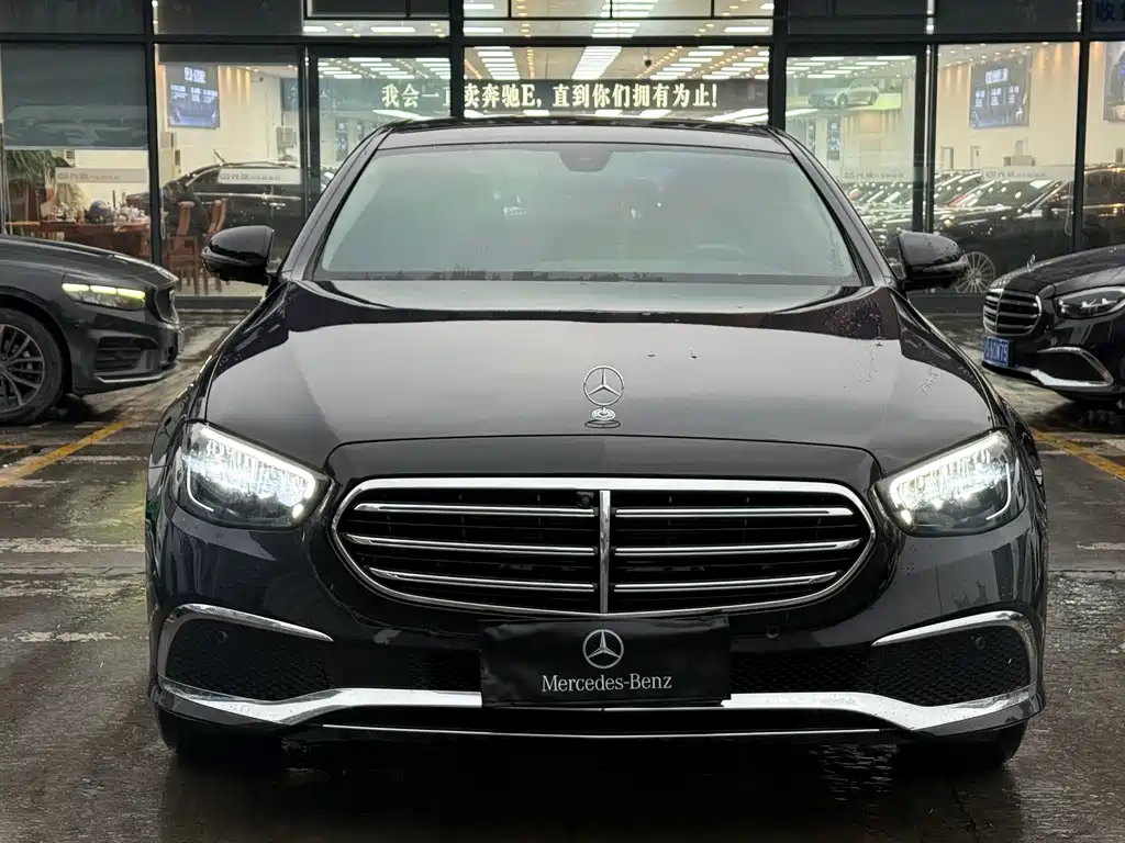 Mercedes-Benz E-Class 2021