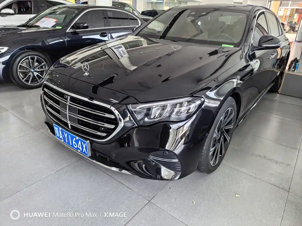 Mercedes-Benz E-Class 2024