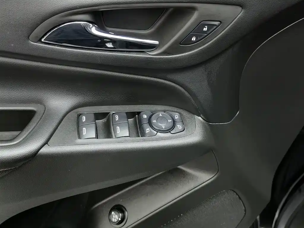 Chevrolet Equinox 2019 Redline 550T AT RS V