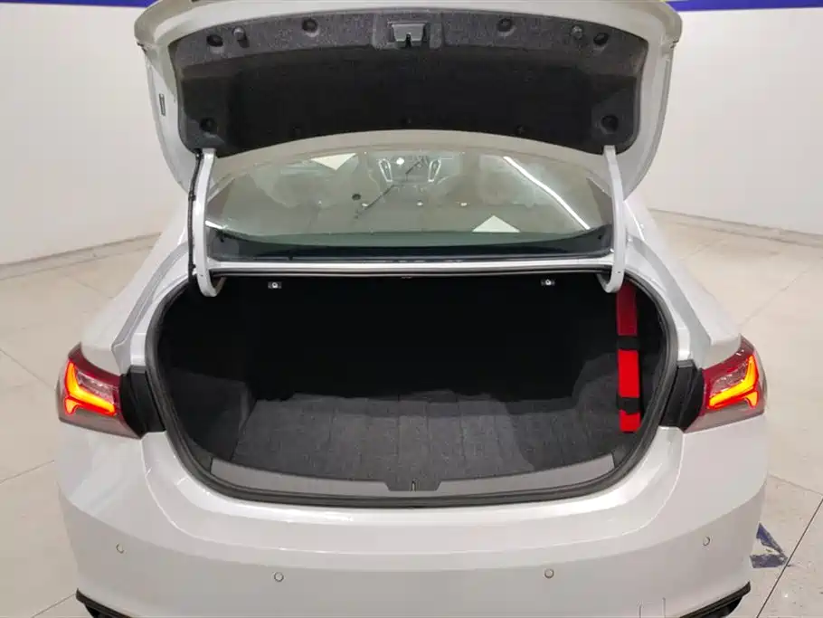 CHEVROLET MAI RUIBAO XL