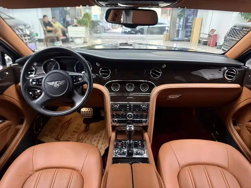 Bentley Mulsanne — миниатюра 15