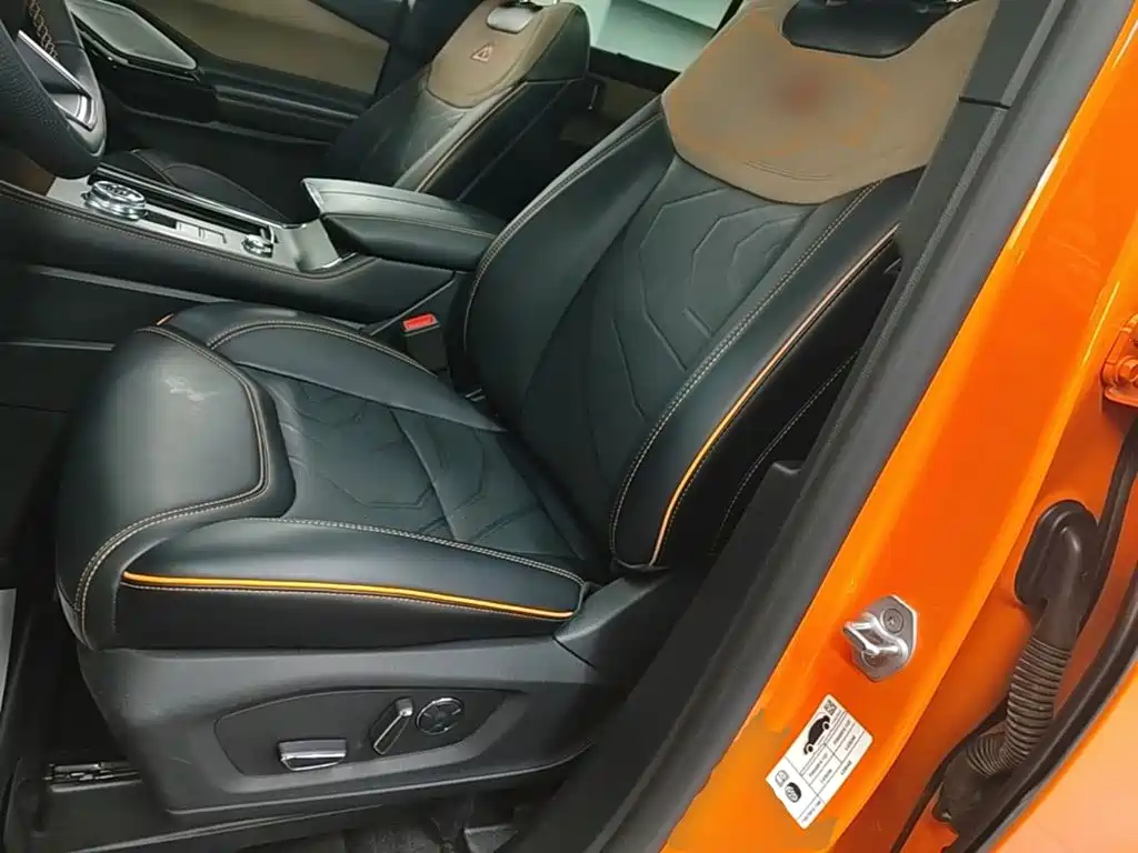 Ford Explorer — миниатюра 15