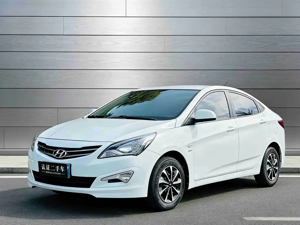 Купить Hyundai Verna