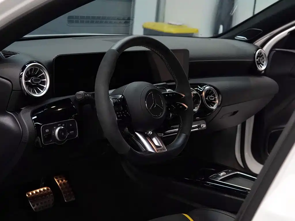 Mercedes-Benz A-Class AMG (Import) — миниатюра 7