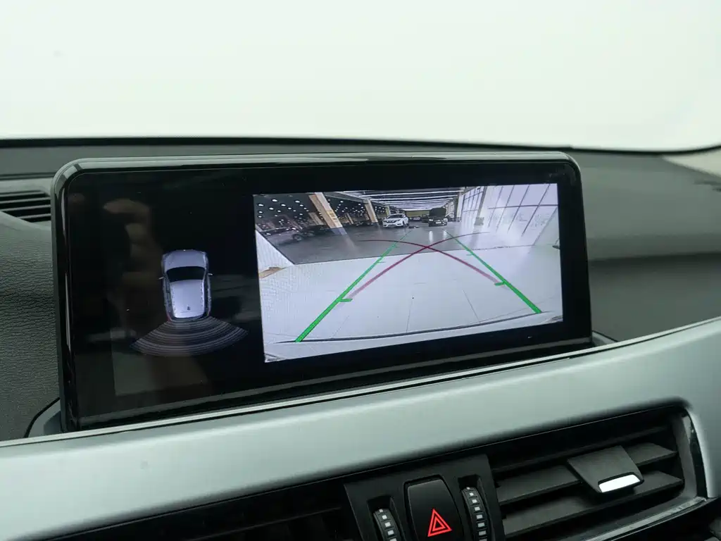 BMW X1 sDrive20Li Leading Type, фото 12