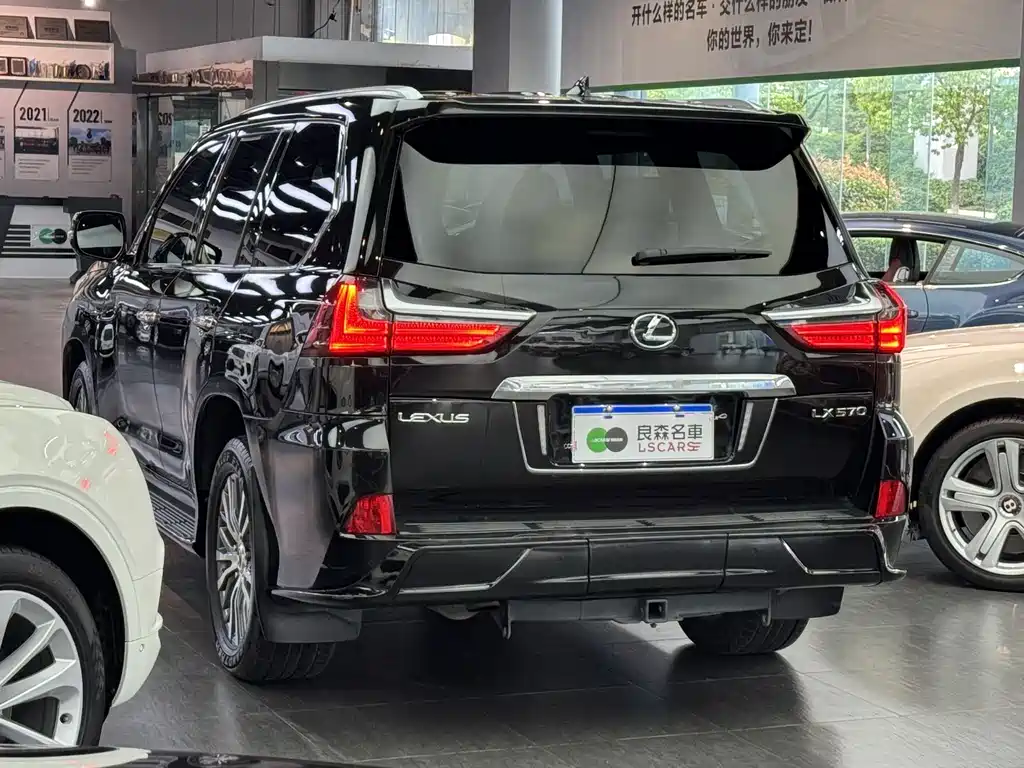 Lexus LX 2019 570 Luxury